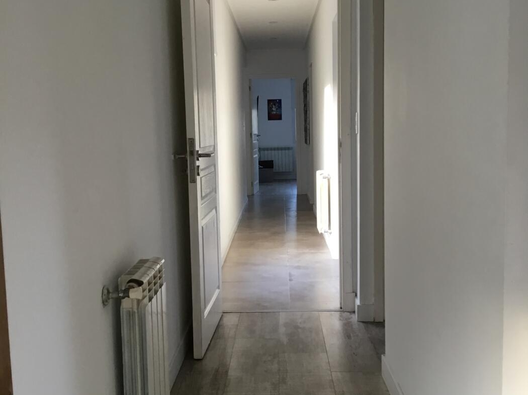 1050