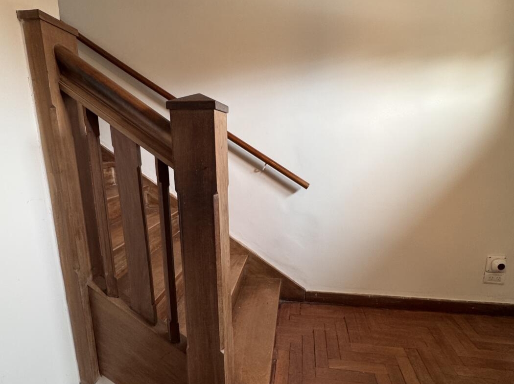 1050